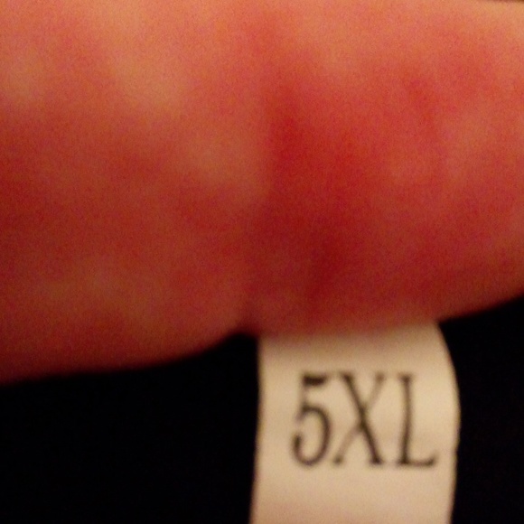 Feather Print Top - Picture 12 of 12